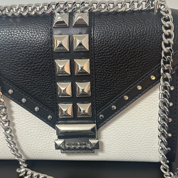 Michael Kors Whitney NWT Black and White Crossbody Bag w Silver Studs Hardware - Picture 4 of 12